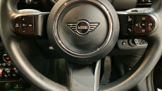 MINI Clubman 1.5 Cooper Exclusive 6dr Auto [Comfort/Nav+ Pack] Petrol Estate